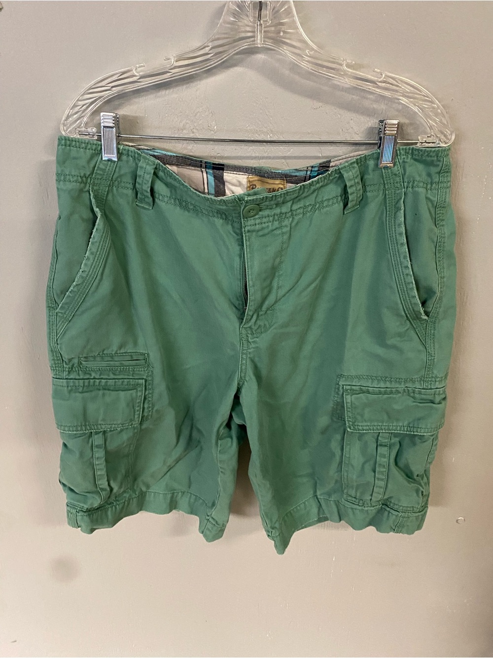 Roebuck & Co. Teal Green Cargo Men’s 34 Shorts